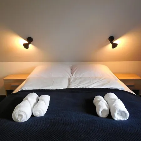 Bed & Breakfast Scots Goscinne *